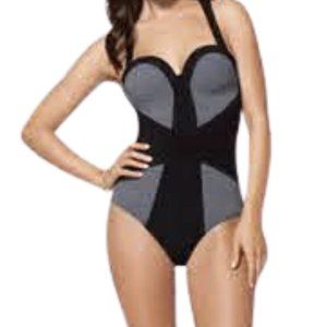 SPANX Shore Thing Shaping One Piece Swimsuit 8